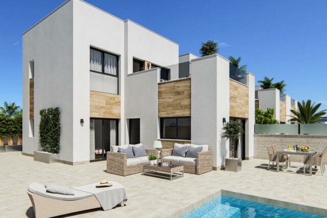 Moderne villaer med privat basseng – La Marina, Costa Blanca