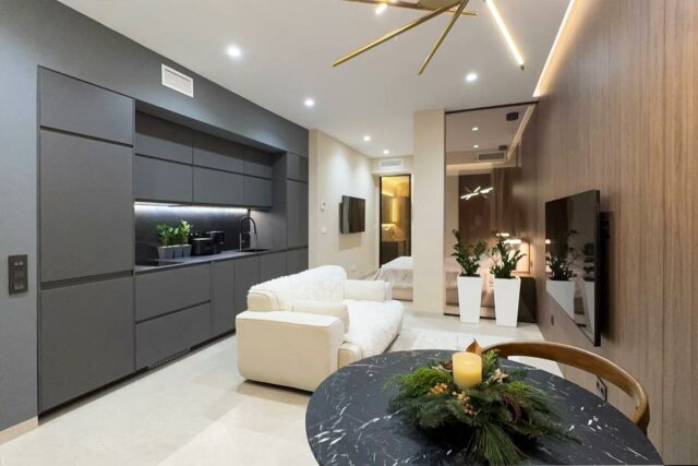 MODERNE LEILIGHETER KUN 250 M FRA LOS LOCOS-STRANDEN!